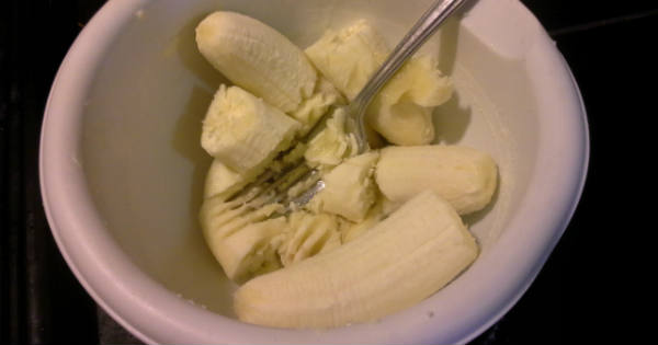 mashed bananas